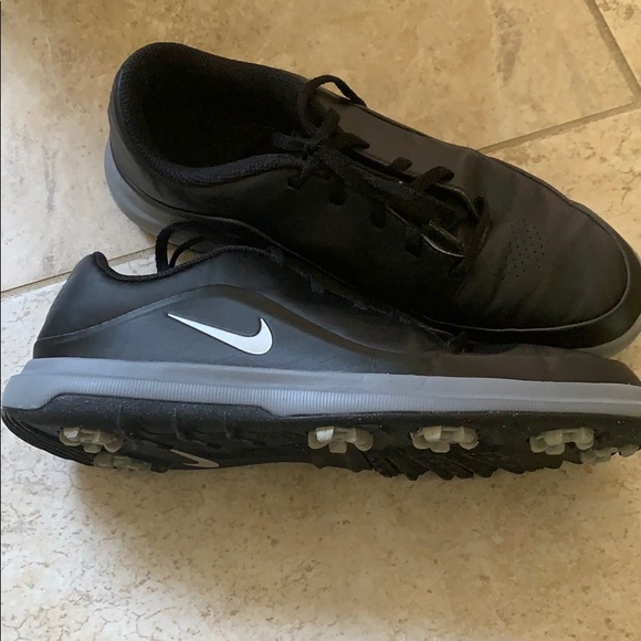nike boys golf shoes